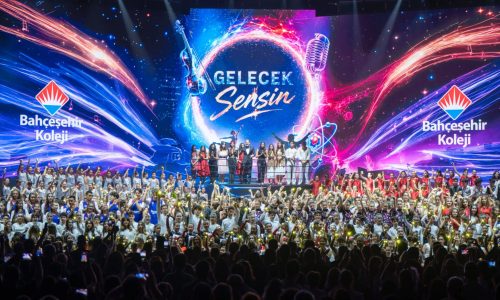 Bahçeşehir Koleji öğrencilerinden ‘Gelecek Sensin’ temalı yıl sonu gösterisi