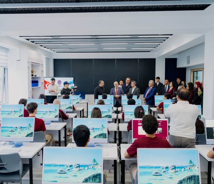 BAU’dan Taşkent’teki okula yapay zeka laboratuvarı