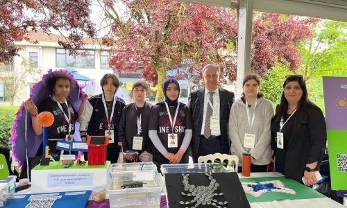 UMakerFest’e katılan öğrencilerden teknoloji şöleni
