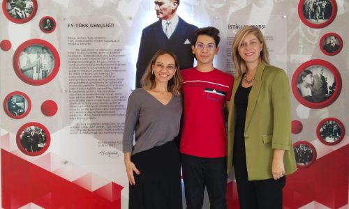 İzmirli Mert, deprem projesiyle dünyanın en parlak 100 öğrencisinden biri oldu