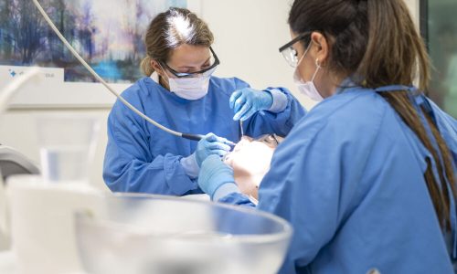 ‘Her 10 kişiden 7’si diş eti hastalığıyla yaşıyor’