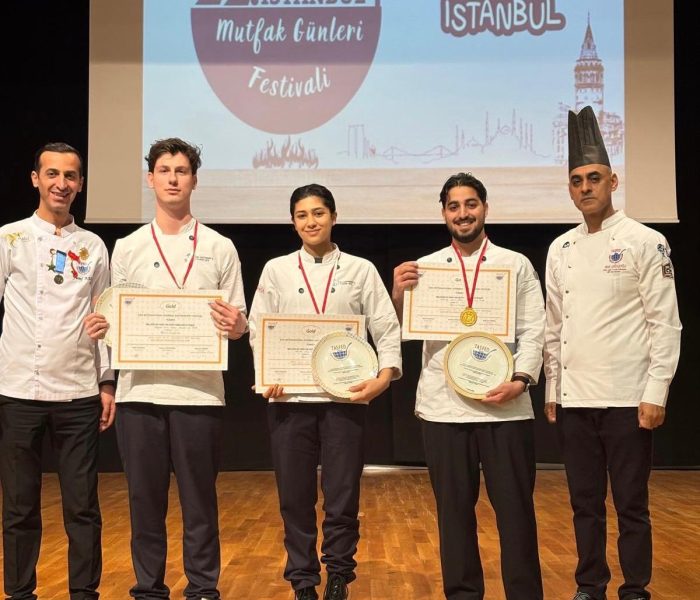 ‘BAU Gastronomi’ öğrencilerine 2 altın madalya