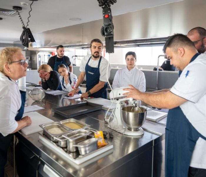 Romanyalı ve Türk şefler İstanbul’da gastronomi için buluştu