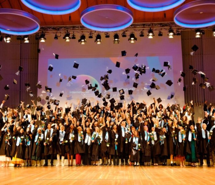 BAU Global Ağındaki Berlin International Üniversitesi’nde Mezuniyet Coşkusu