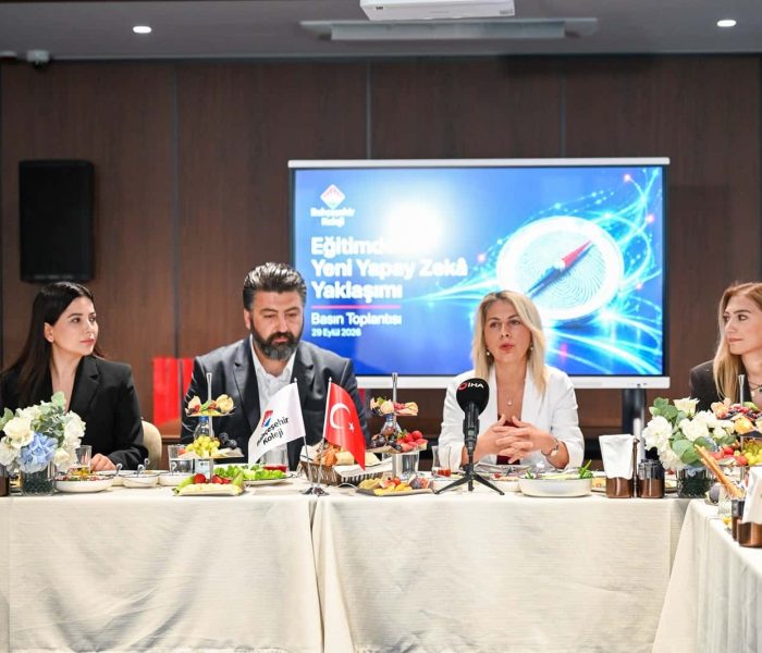 Bahçeşehir Koleji’nden öğrencilerin gelişim dönemlerine göre yapay zeka modeli