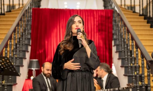 ‘Zamansız’ albümü tarih ve musikiyi, Gazi Osman Paşa Yalısı’nda buluşturdu