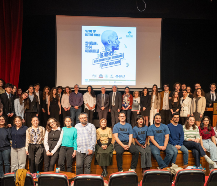 Geleceğin bilim insanı lise öğrencileri, tıp projeleriyle yarıştı